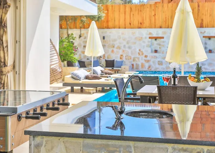 3 Bedroom - 8332 Villa