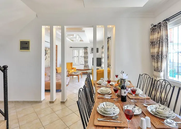 Villa 3 Bedroom - 8332