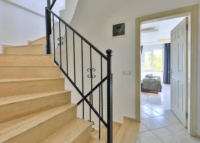 Вилла 3 Bedroom - 8332 *