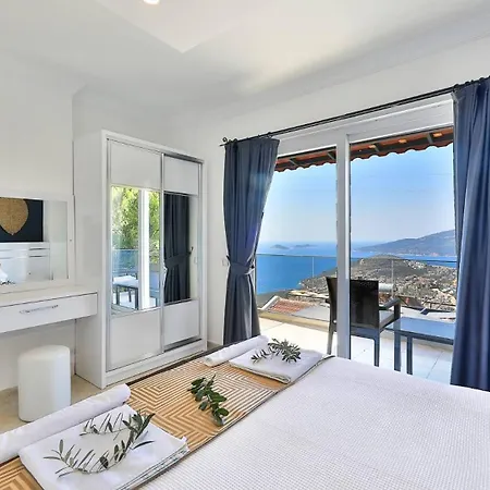 3 Bedroom - 8332